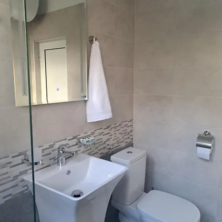 Vasi Apartment Warna